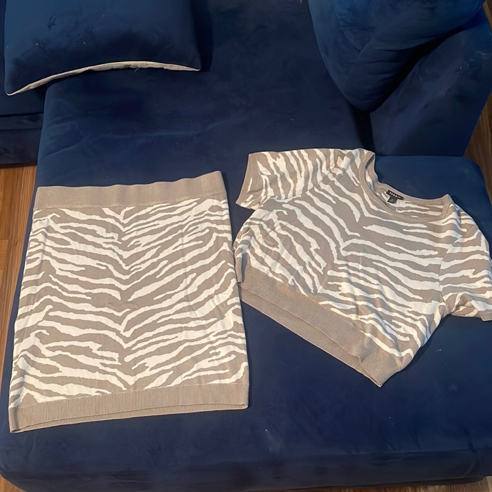 Zebra print 2 piece Sweater/skirt set